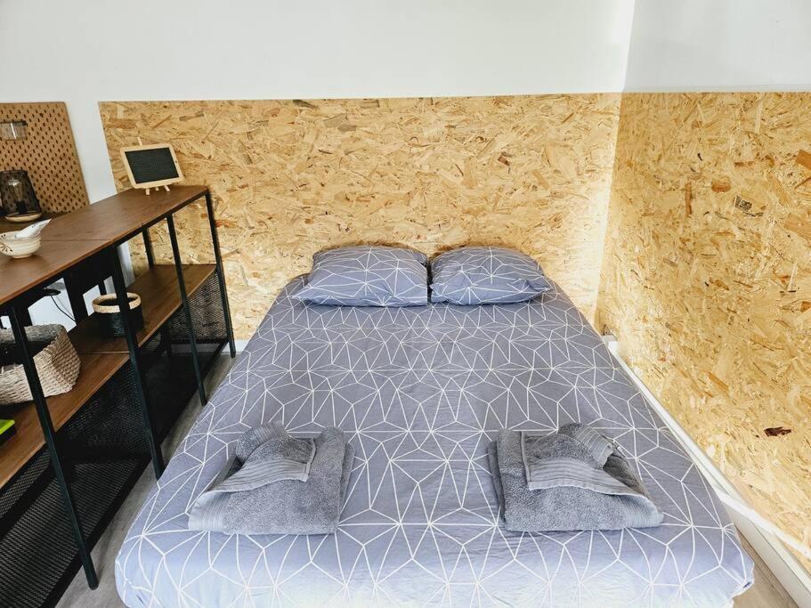 ואלנס Le Studio De Max - Terrasse Et Parking מראה חיצוני תמונה